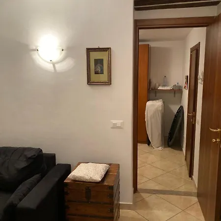 Дом отдыха Centro Storico Como Lake Брунате